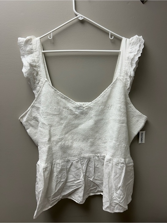 Old Navy Tops - Old Navy Women’s White Fitted Flutter-Sleeve Smocked V Neck Ruffled Shoulder Top